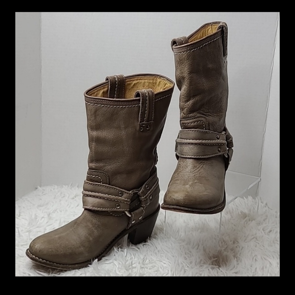 Frye Carmen Harness Boots - Picture 3 of 13